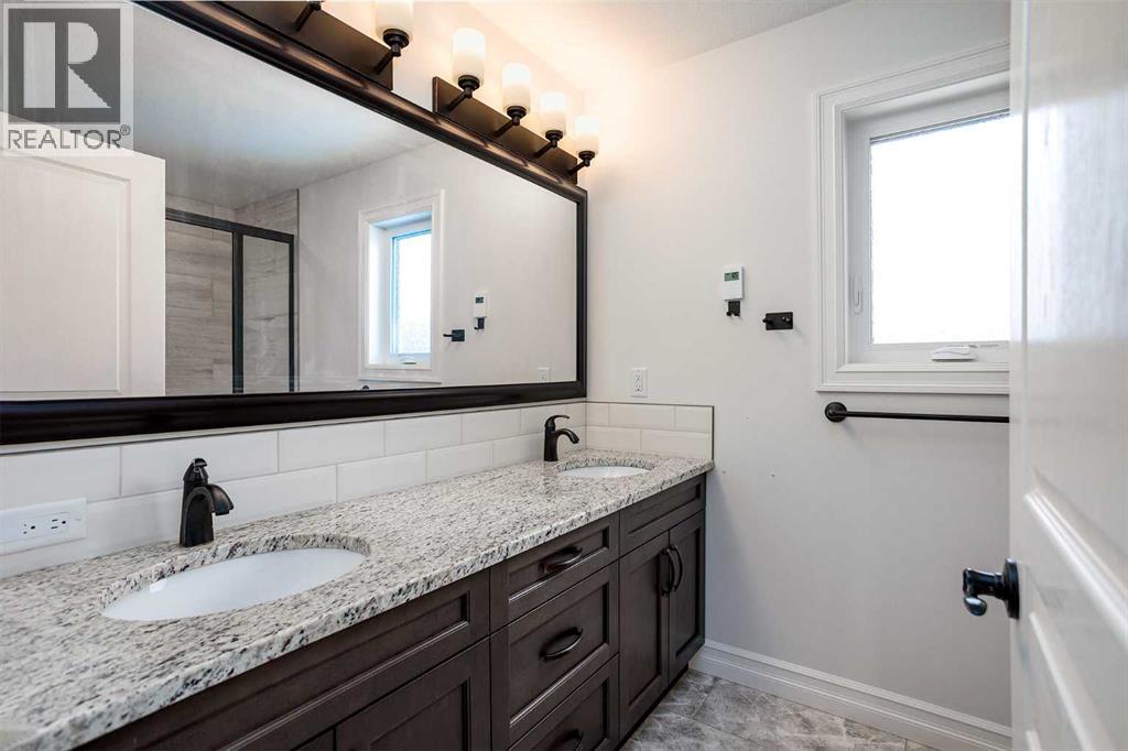 2612 62 Street, Camrose, Alberta  T4V 5J5 - Photo 23 - A2289461