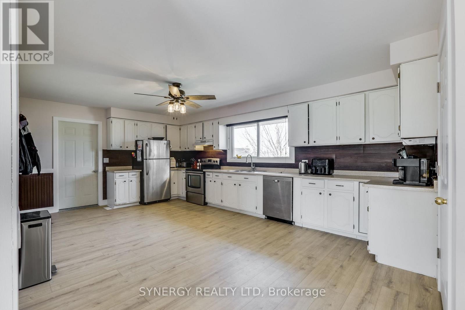 7979 Lasalle Line, Brooke-Alvinston, Ontario  N0M 2S0 - Photo 24 - X12867248