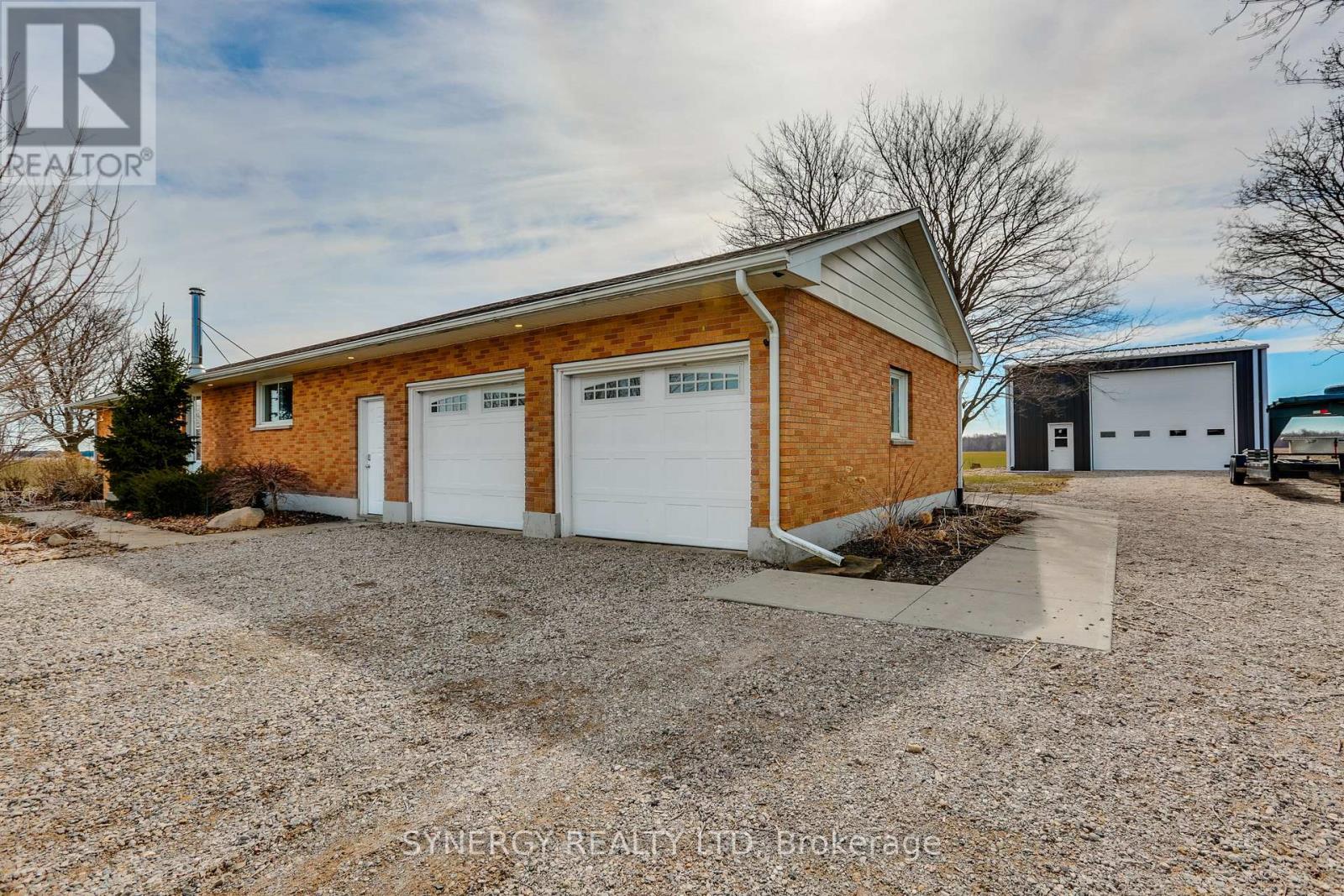 7979 Lasalle Line, Brooke-Alvinston, Ontario  N0M 2S0 - Photo 5 - X12867248