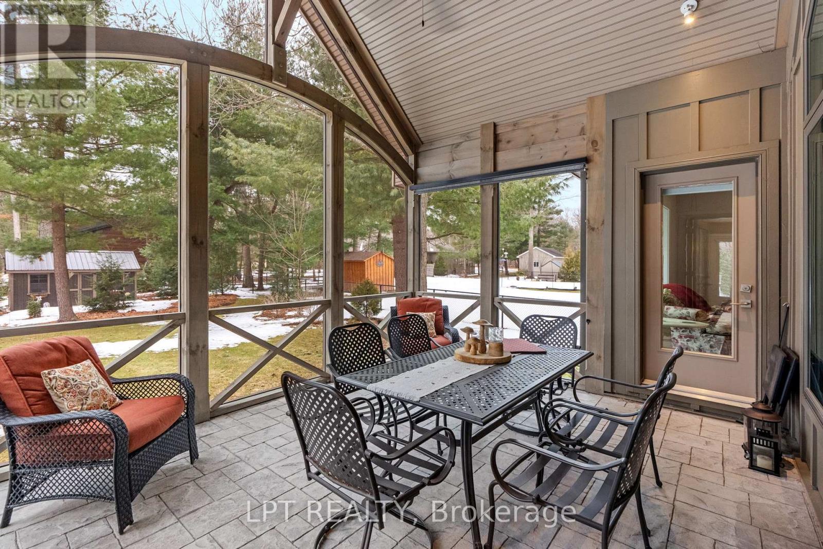 10007 Jenna Road, Lambton Shores, Ontario  N0M 1T0 - Photo 12 - X12867258