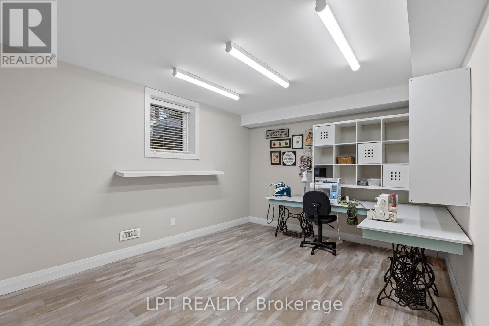 10007 Jenna Road, Lambton Shores, Ontario  N0M 1T0 - Photo 33 - X12867258