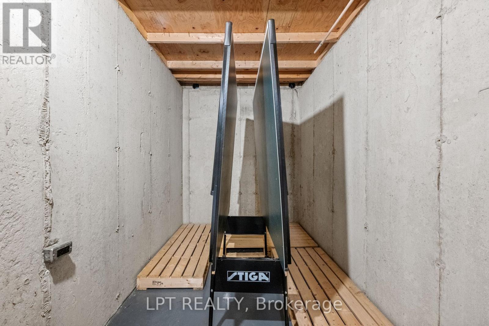 10007 Jenna Road, Lambton Shores, Ontario  N0M 1T0 - Photo 35 - X12867258