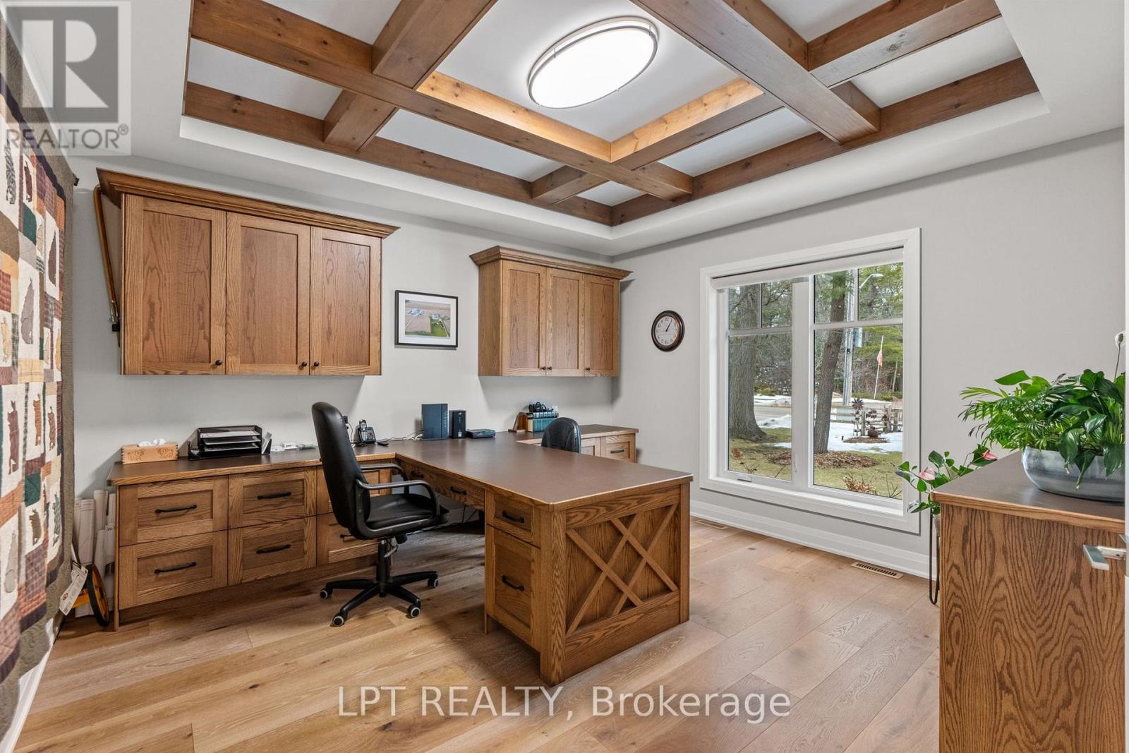 10007 Jenna Road, Lambton Shores, Ontario  N0M 1T0 - Photo 5 - X12867258