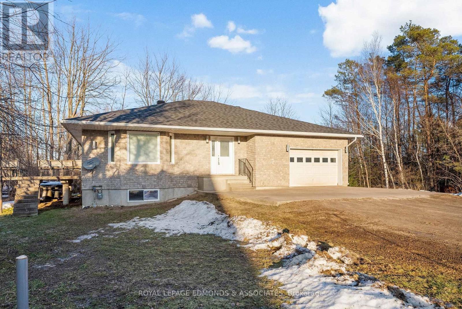 1146 Haley Road, Whitewater Region, Ontario  K0J 1Y0 - Photo 2 - X12867326