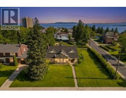 43 Summit AVE, Thunder Bay, Ontario