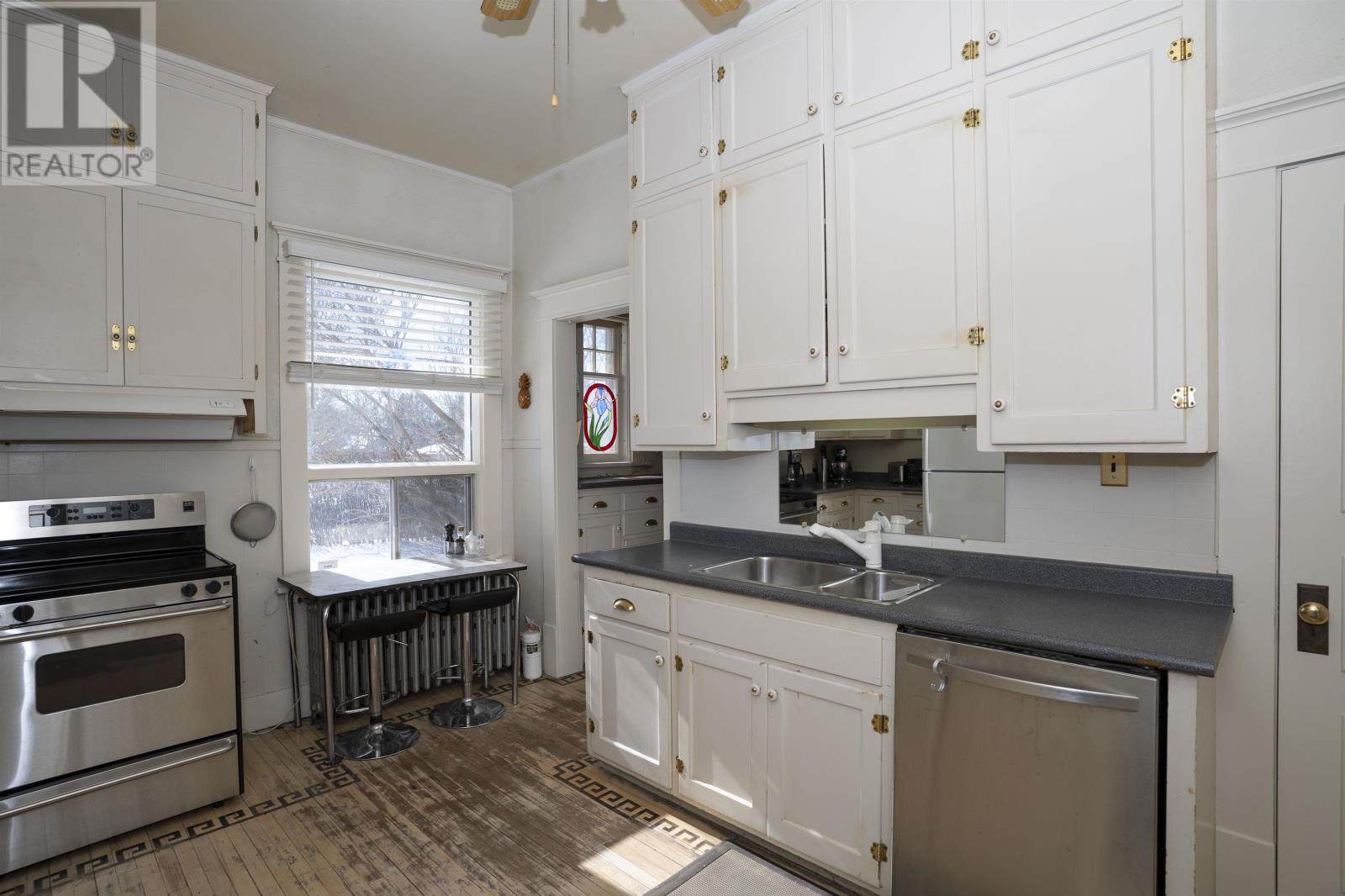 43 Summit Ave, Thunder Bay, Ontario  P7B 3N7 - Photo 5 - TB2600395