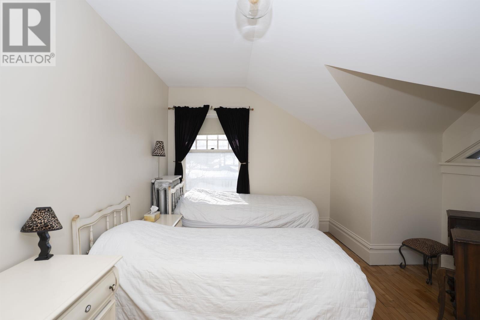 43 Summit Ave, Thunder Bay, Ontario  P7B 3N7 - Photo 34 - TB2600395