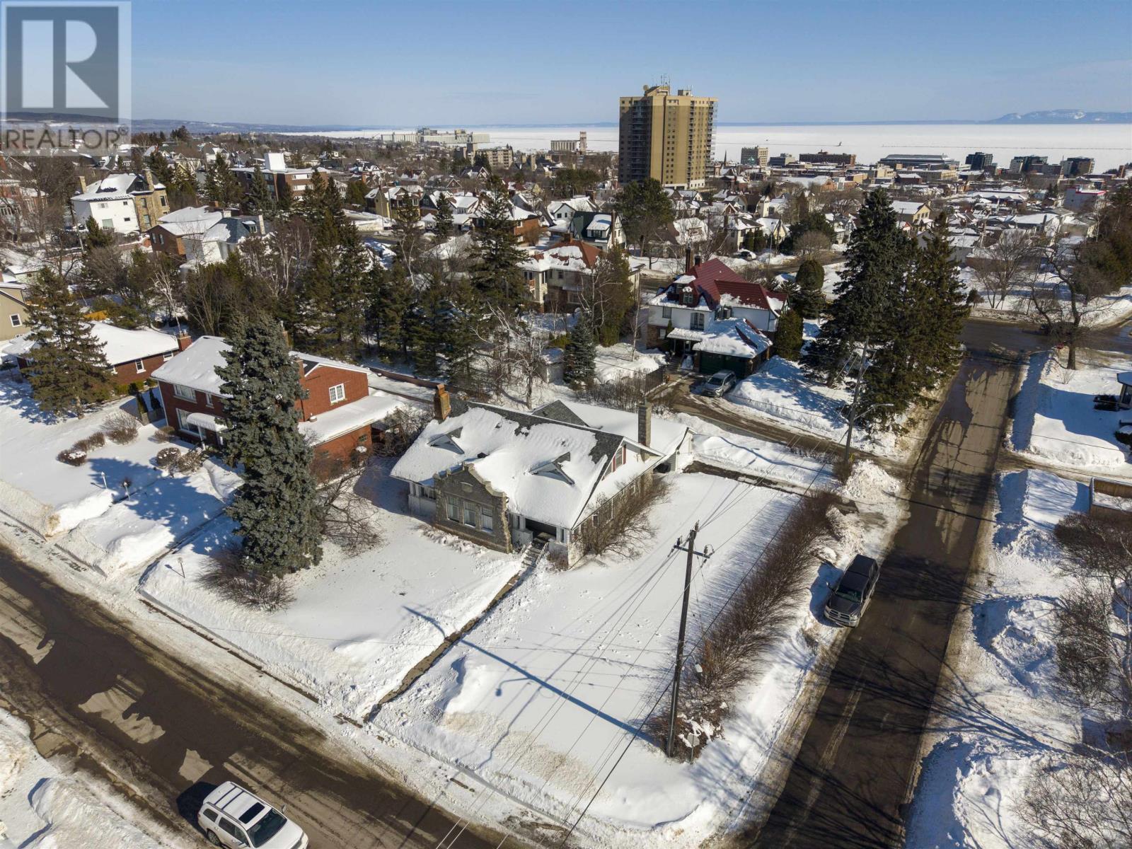 43 Summit Ave, Thunder Bay, Ontario  P7B 3N7 - Photo 48 - TB2600395