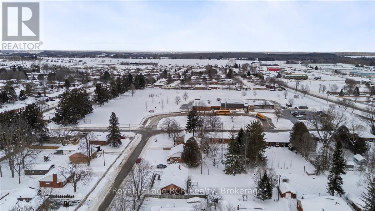 389 3rd Street, Hanover, Ontario  N4N 1B4 - Photo 29 - X12776858