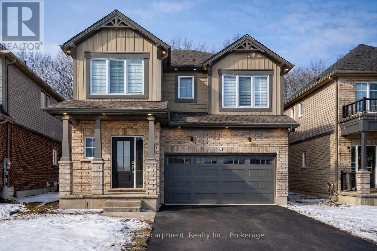 61 Wilson Drive, Thorold, Ontario  L2V 0M4 - Photo 1 - X12867210