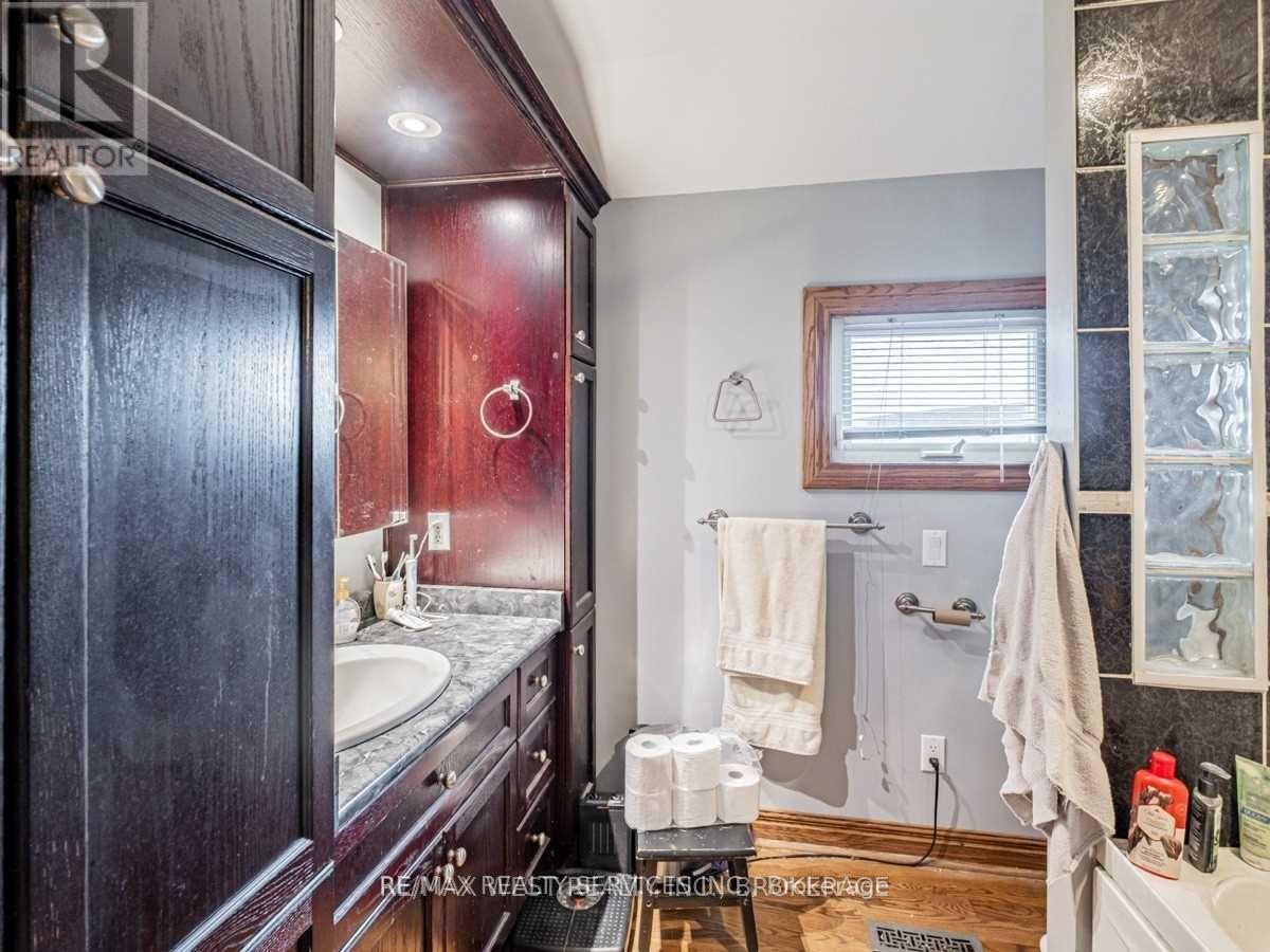 2901 Charleston Side Road, Caledon, Ontario  L0N 1C0 - Photo 10 - W12679666