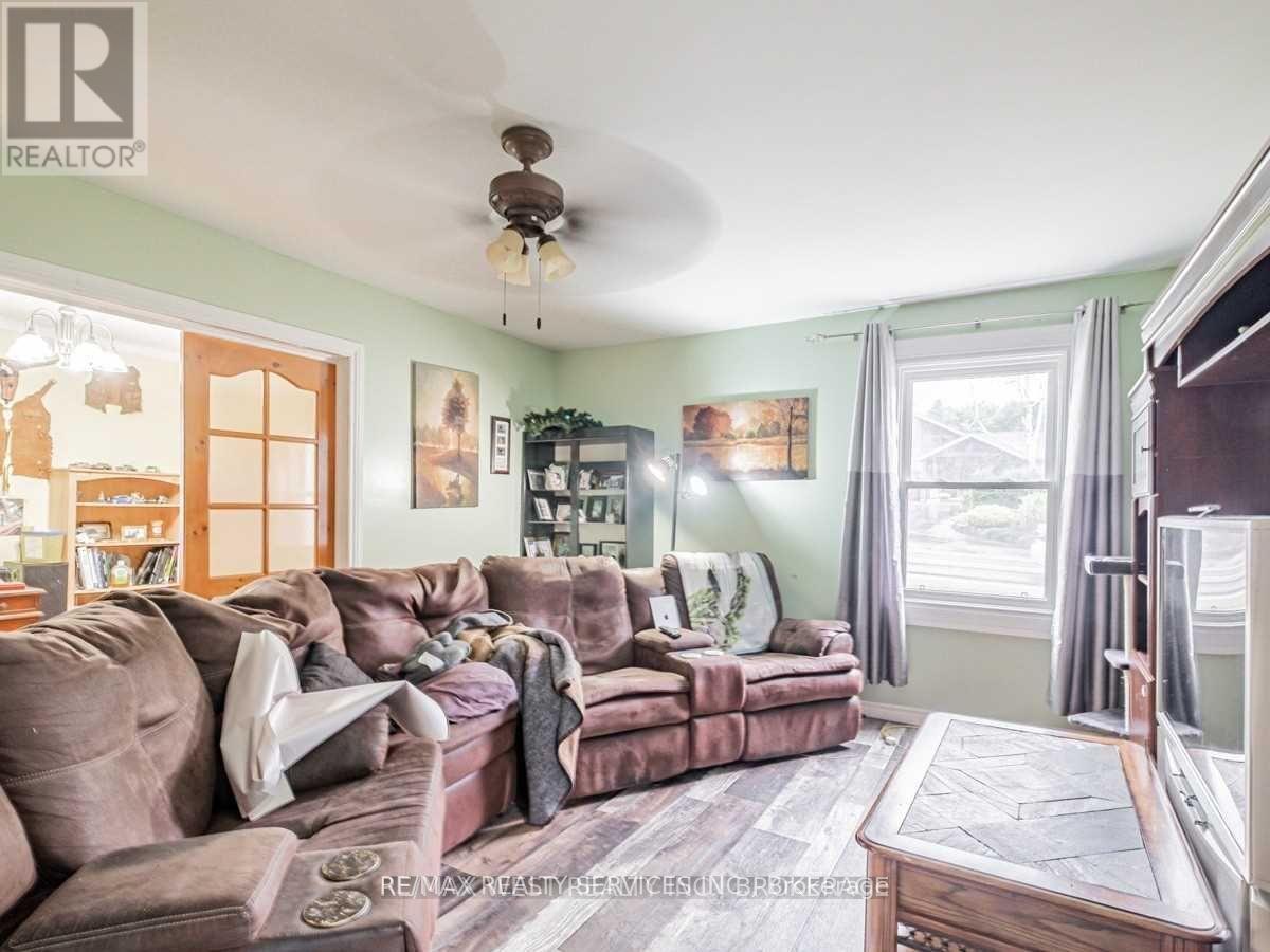 2901 Charleston Side Road, Caledon, Ontario  L0N 1C0 - Photo 6 - W12679666