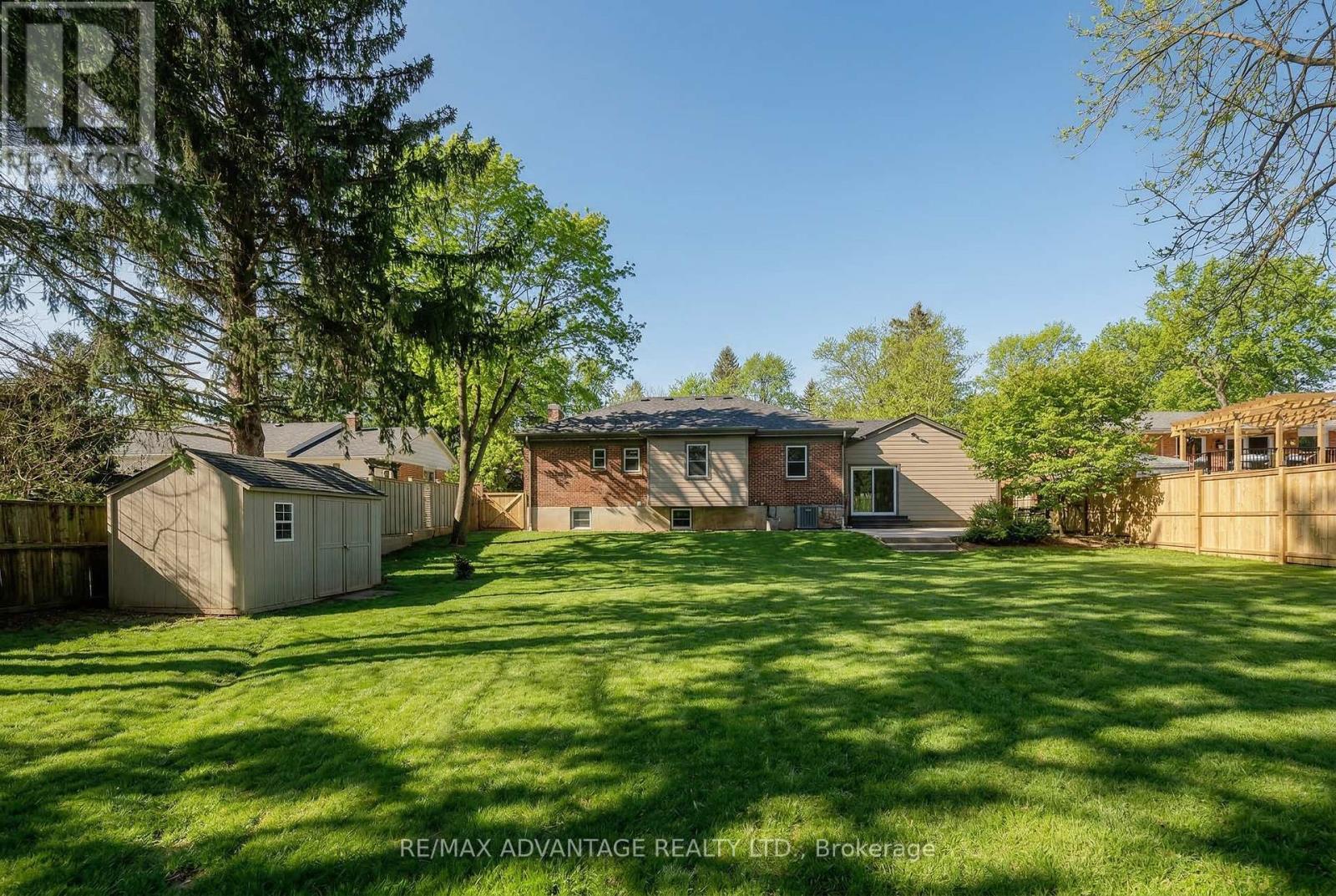 832 Sunninghill Avenue, London North, Ontario  N6H 3L9 - Photo 35 - X12801880