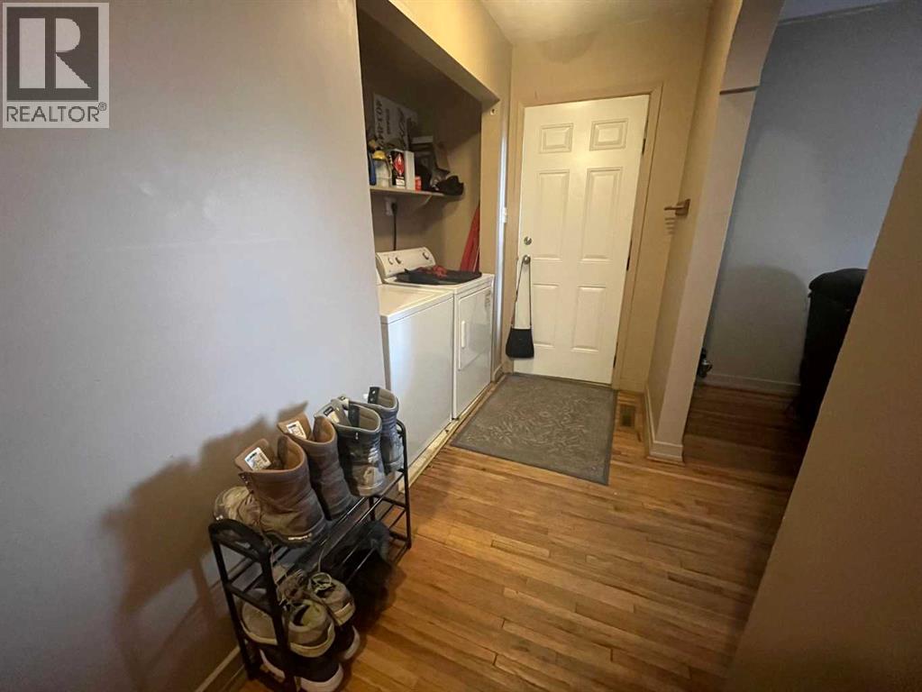 517 Stafford Drive N, Lethbridge, Alberta  T1H 2B1 - Photo 12 - A2290439