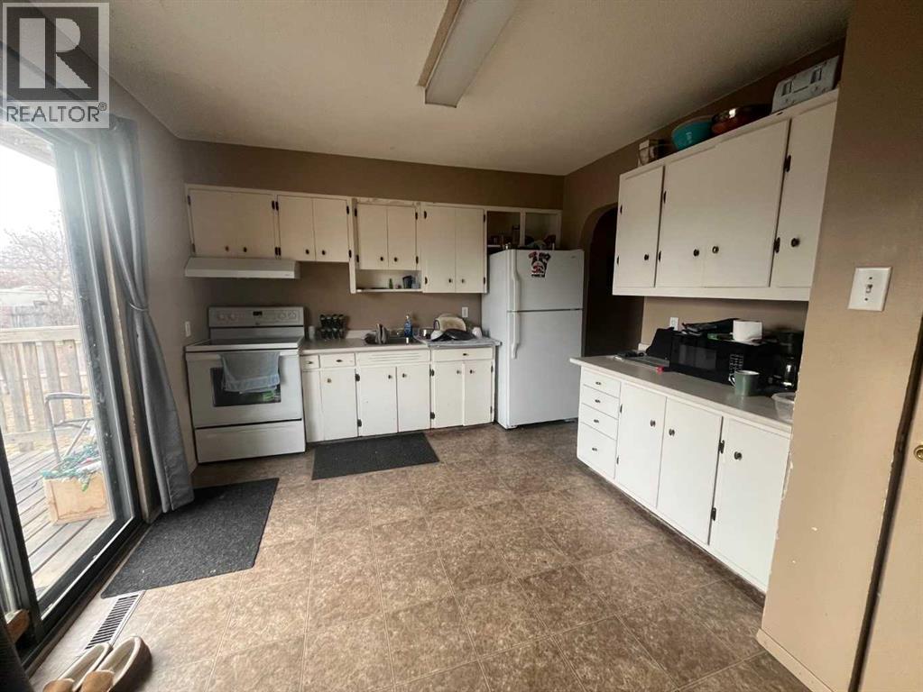 517 Stafford Drive N, Lethbridge, Alberta  T1H 2B1 - Photo 13 - A2290439