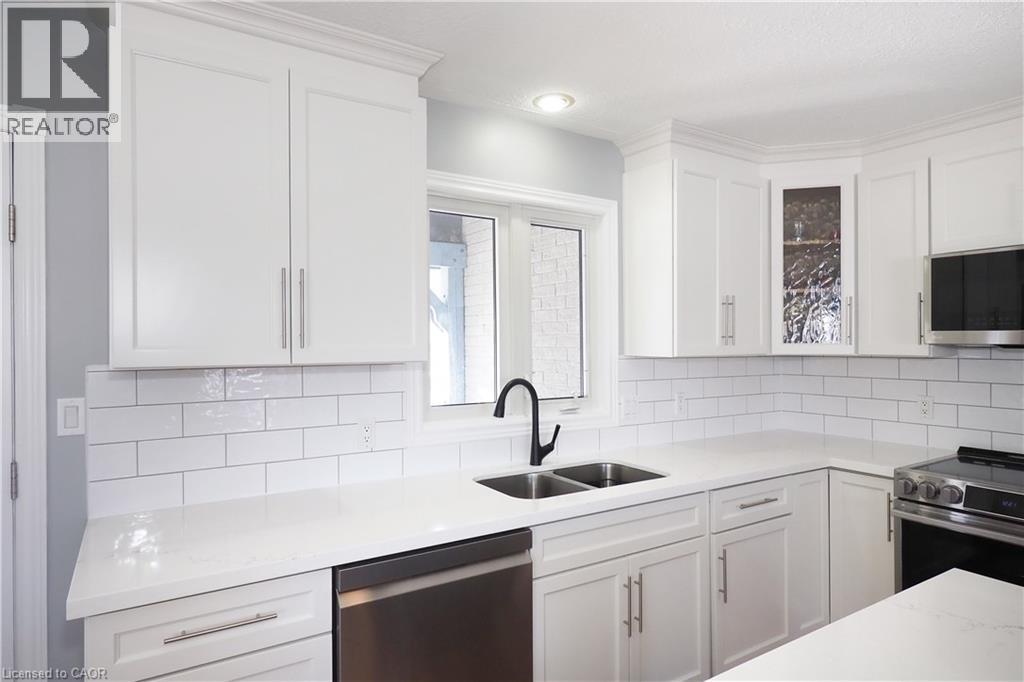 21 Moore Street, Stratford, Ontario  N4Z 1J4 - Photo 19 - 40808646