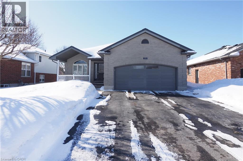 21 Moore Street, Stratford, Ontario  N4Z 1J4 - Photo 5 - 40808646