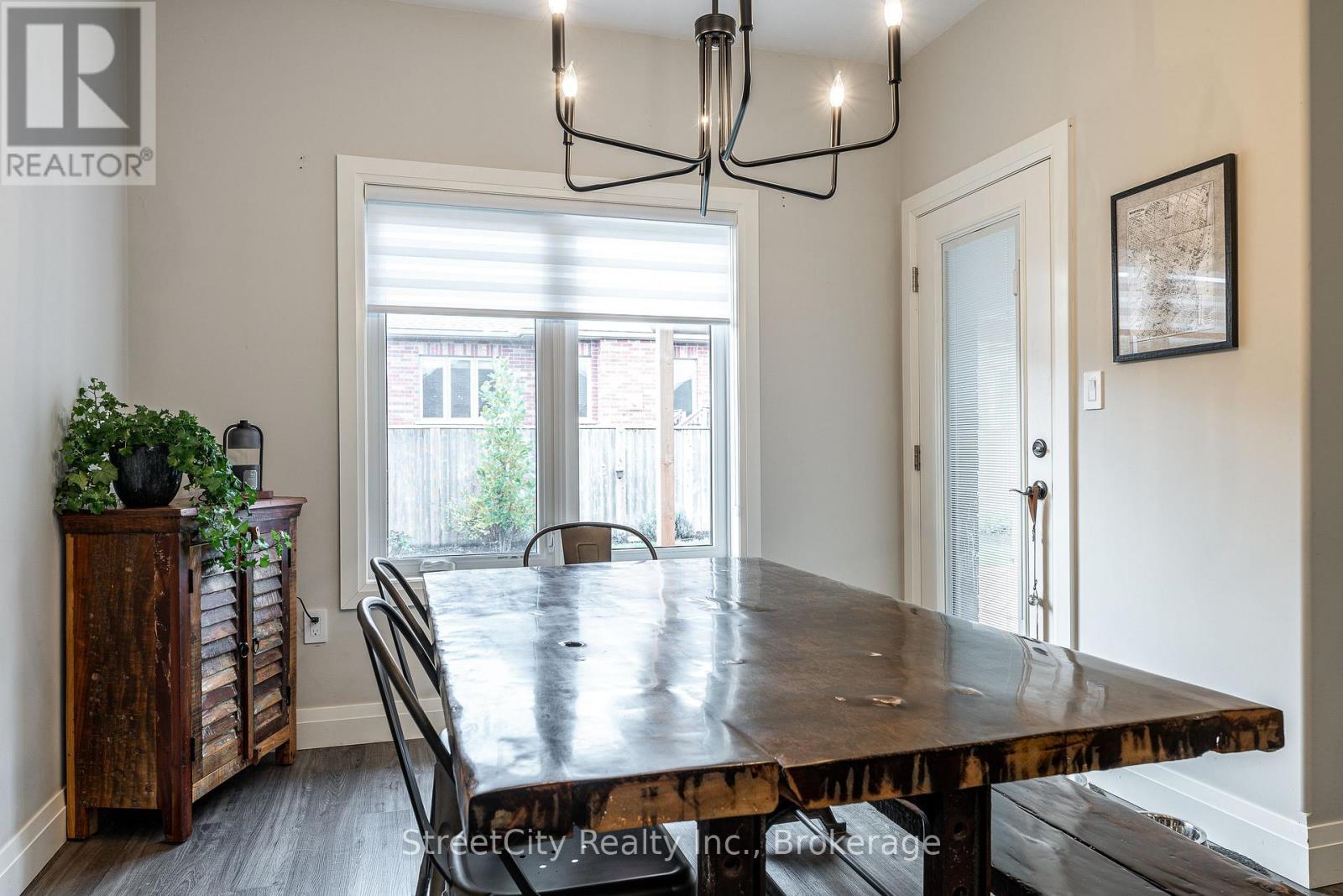 32 Culliton Street, Stratford, Ontario  N5A 0G2 - Photo 14 - X12867154