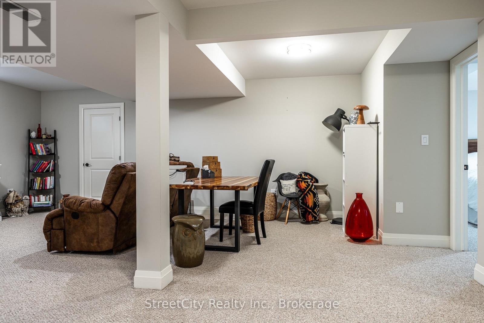 32 Culliton Street, Stratford, Ontario  N5A 0G2 - Photo 28 - X12867154