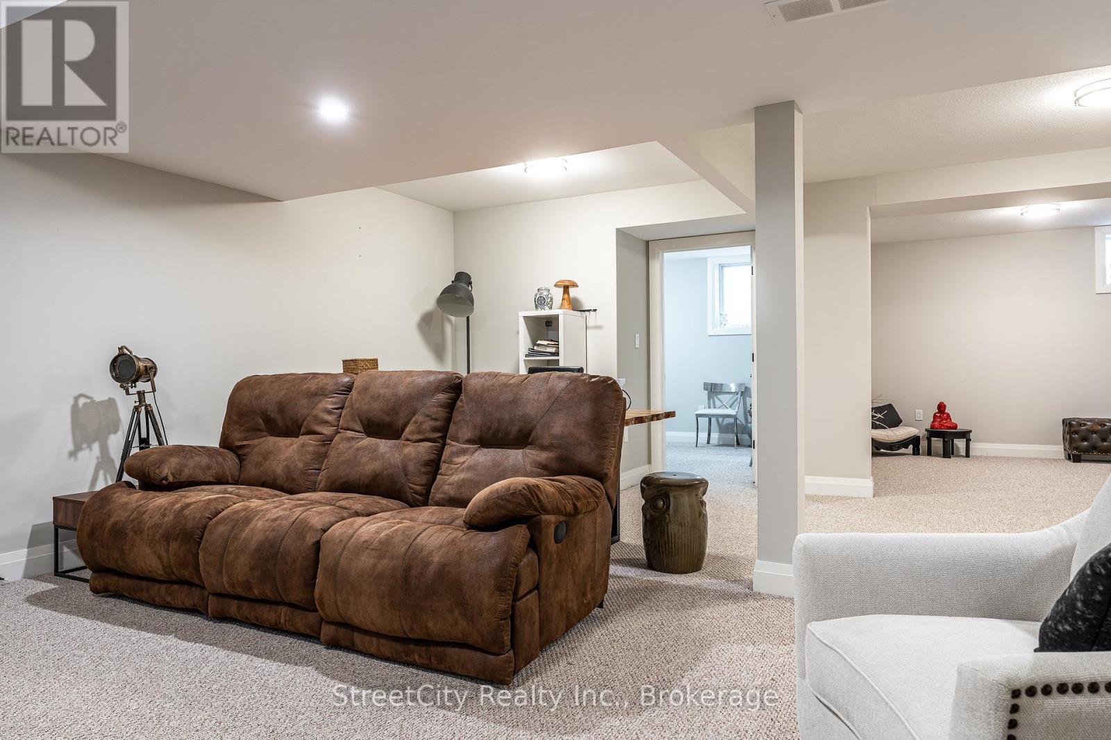 32 Culliton Street, Stratford, Ontario  N5A 0G2 - Photo 30 - X12867154