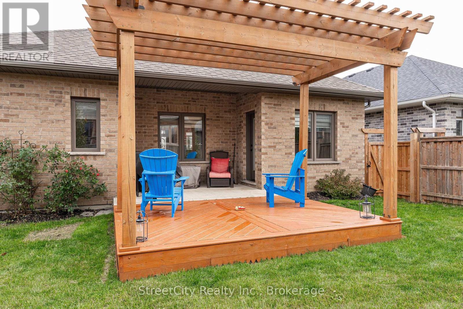 32 Culliton Street, Stratford, Ontario  N5A 0G2 - Photo 37 - X12867154