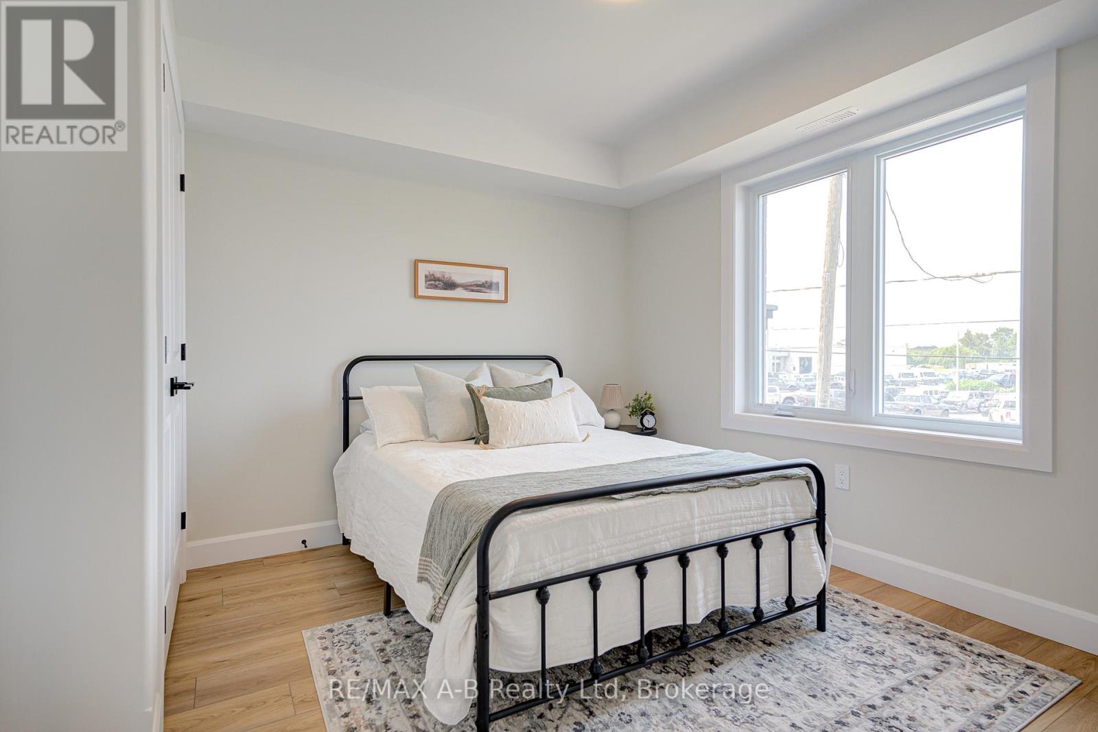 28 - 428 Queen Street W, St. Marys, Ontario  N4X 0C8 - Photo 11 - X12867166