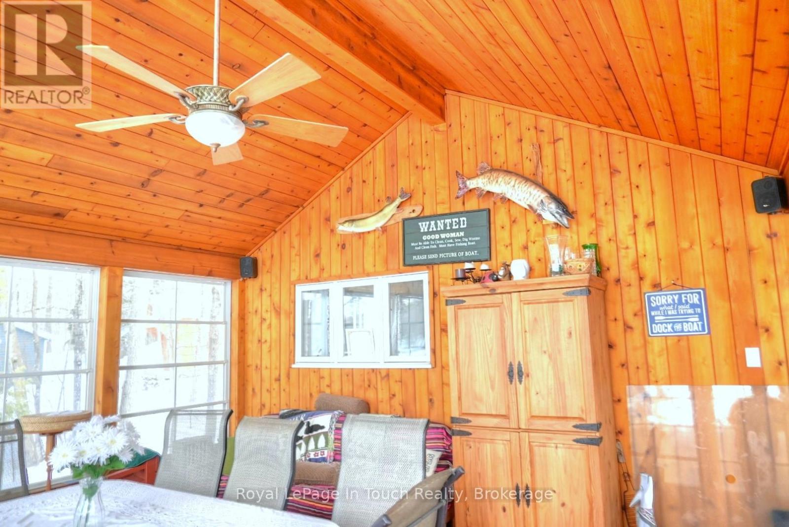 476 Hungry Bay Road E, Georgian Bay (Baxter), Ontario  L0K 1S0 - Photo 18 - X12867180