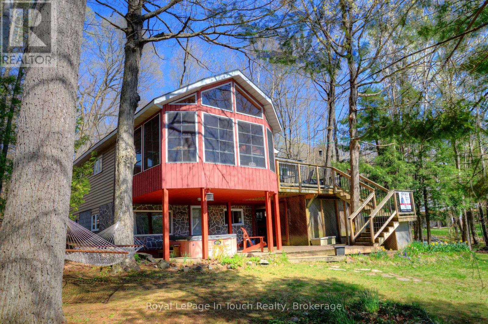 476 Hungry Bay Road E, Georgian Bay (Baxter), Ontario  L0K 1S0 - Photo 3 - X12867180