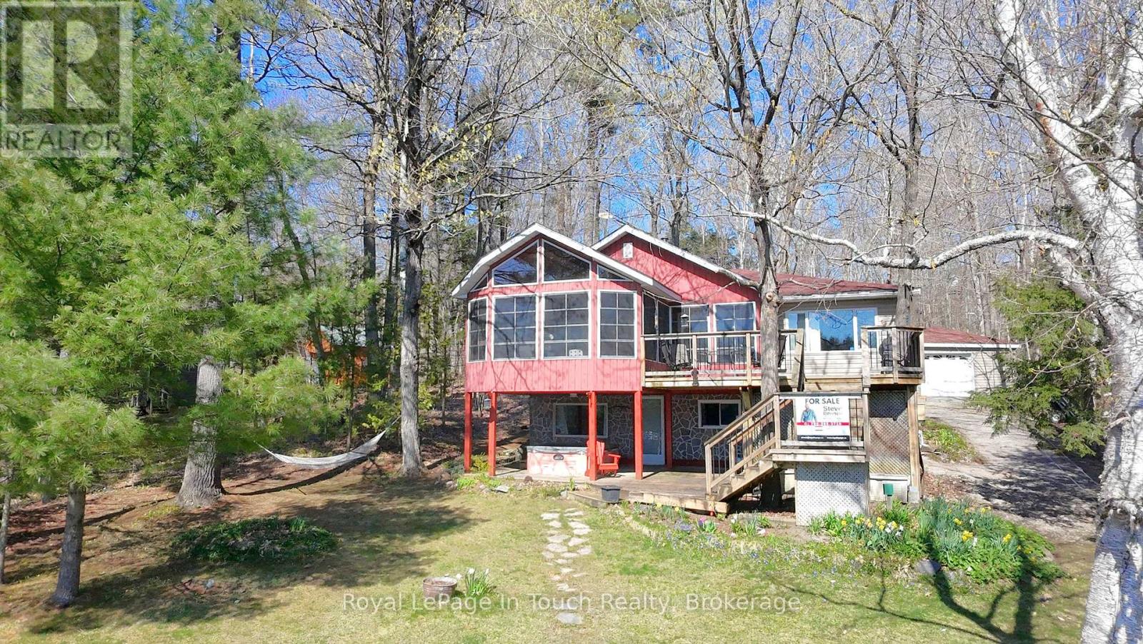 476 Hungry Bay Road E, Georgian Bay (Baxter), Ontario  L0K 1S0 - Photo 4 - X12867180