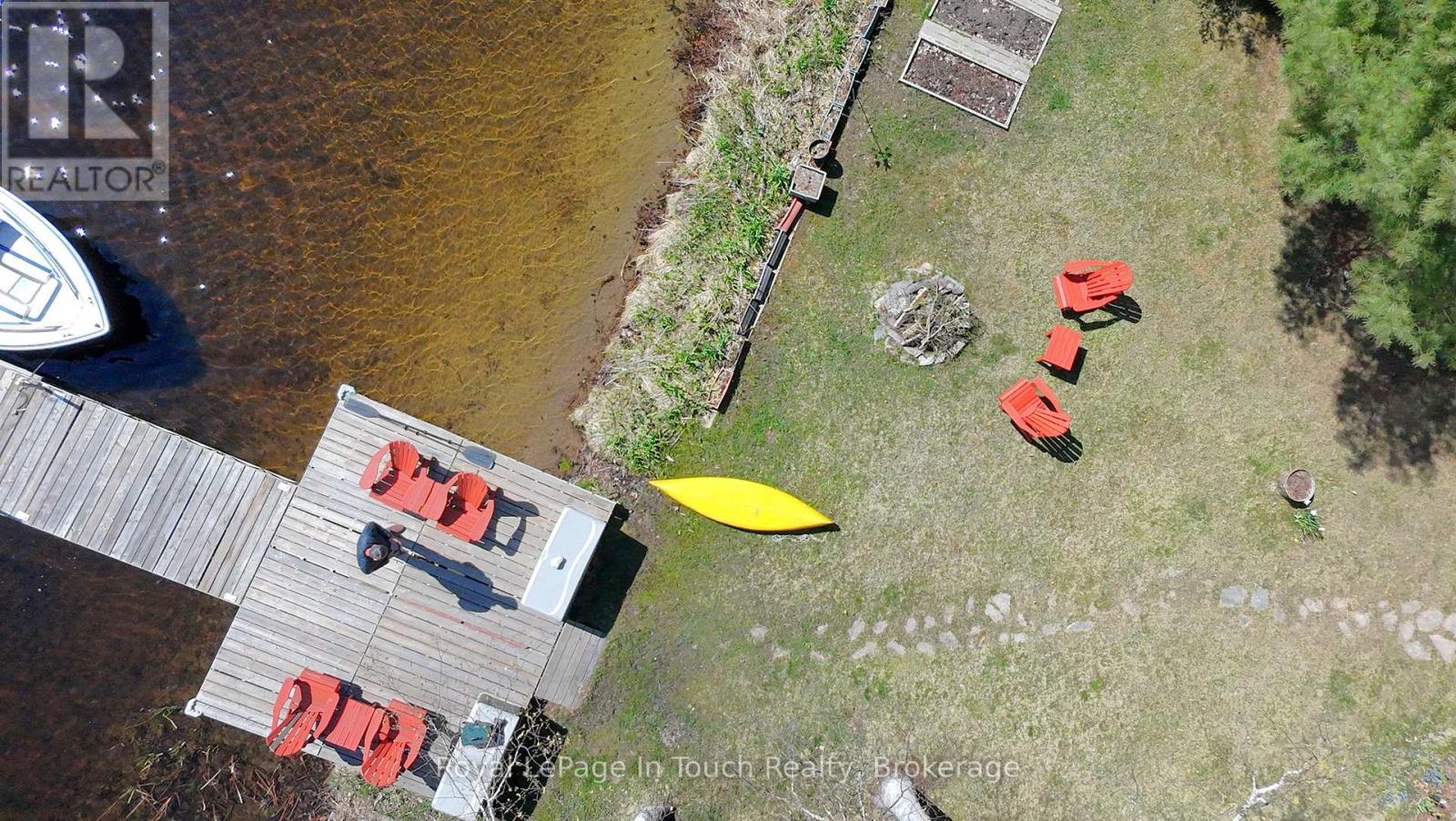 476 Hungry Bay Road E, Georgian Bay (Baxter), Ontario  L0K 1S0 - Photo 8 - X12867180