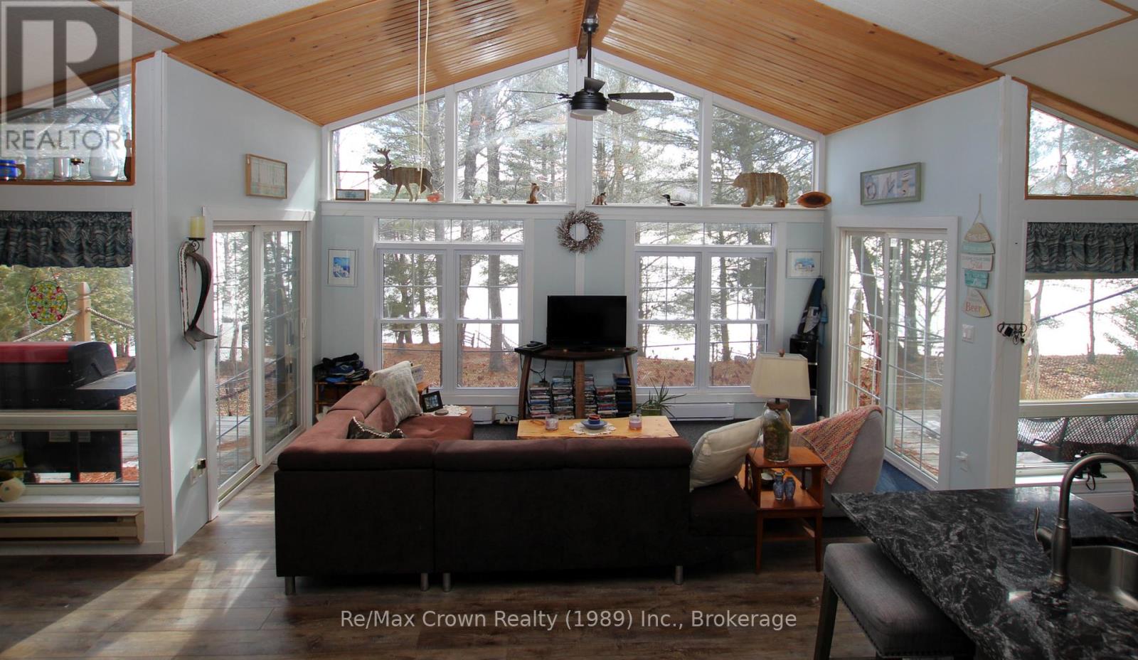 935 Limberlost Point Road, Parry Sound Remote Area (Restoule), Ontario  P0H 2R0 - Photo 11 - X12867182