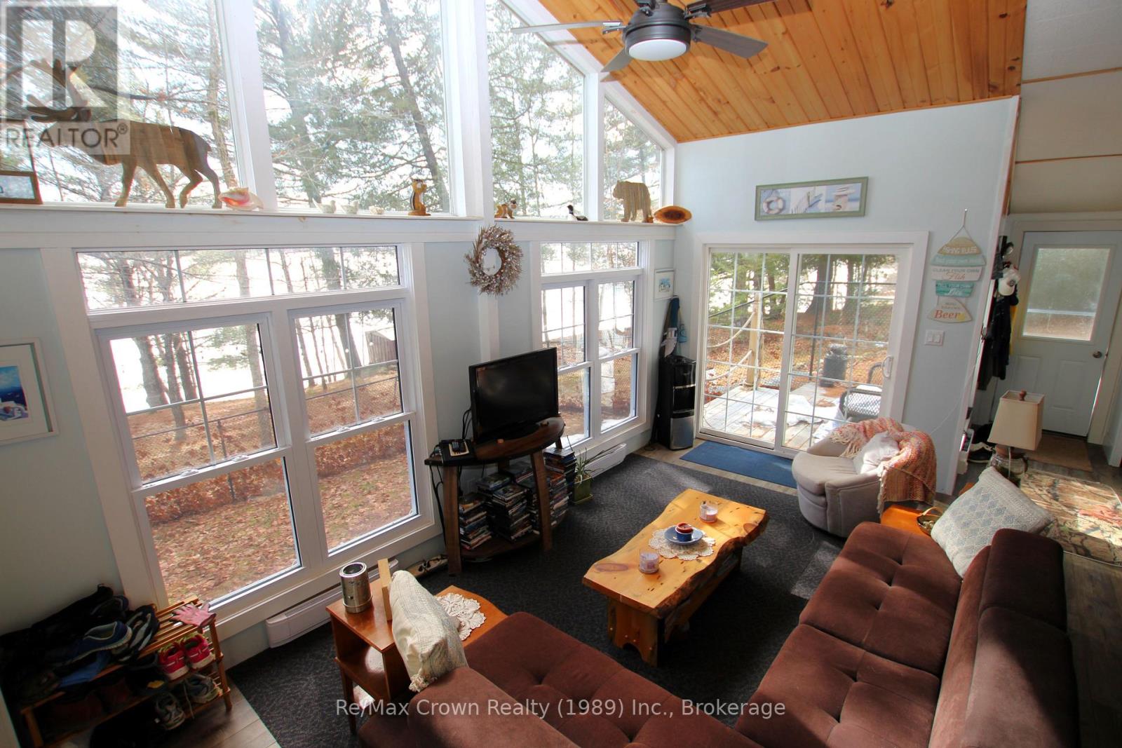 935 Limberlost Point Road, Parry Sound Remote Area (Restoule), Ontario  P0H 2R0 - Photo 13 - X12867182