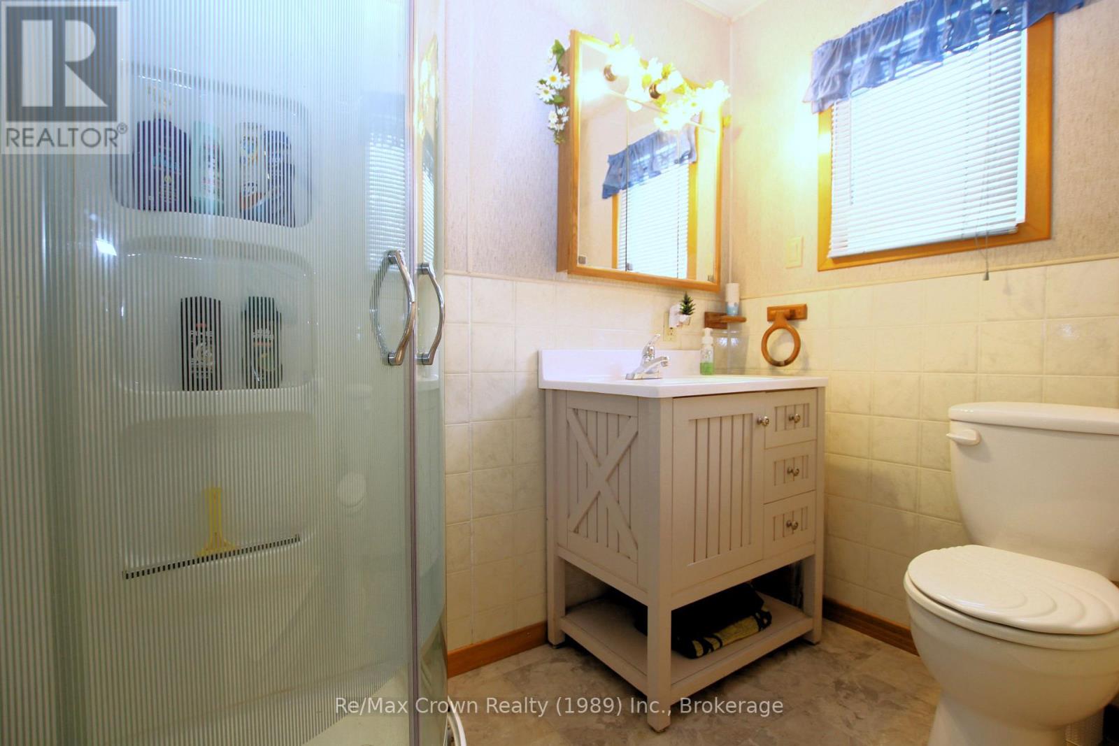 935 Limberlost Point Road, Parry Sound Remote Area (Restoule), Ontario  P0H 2R0 - Photo 24 - X12867182