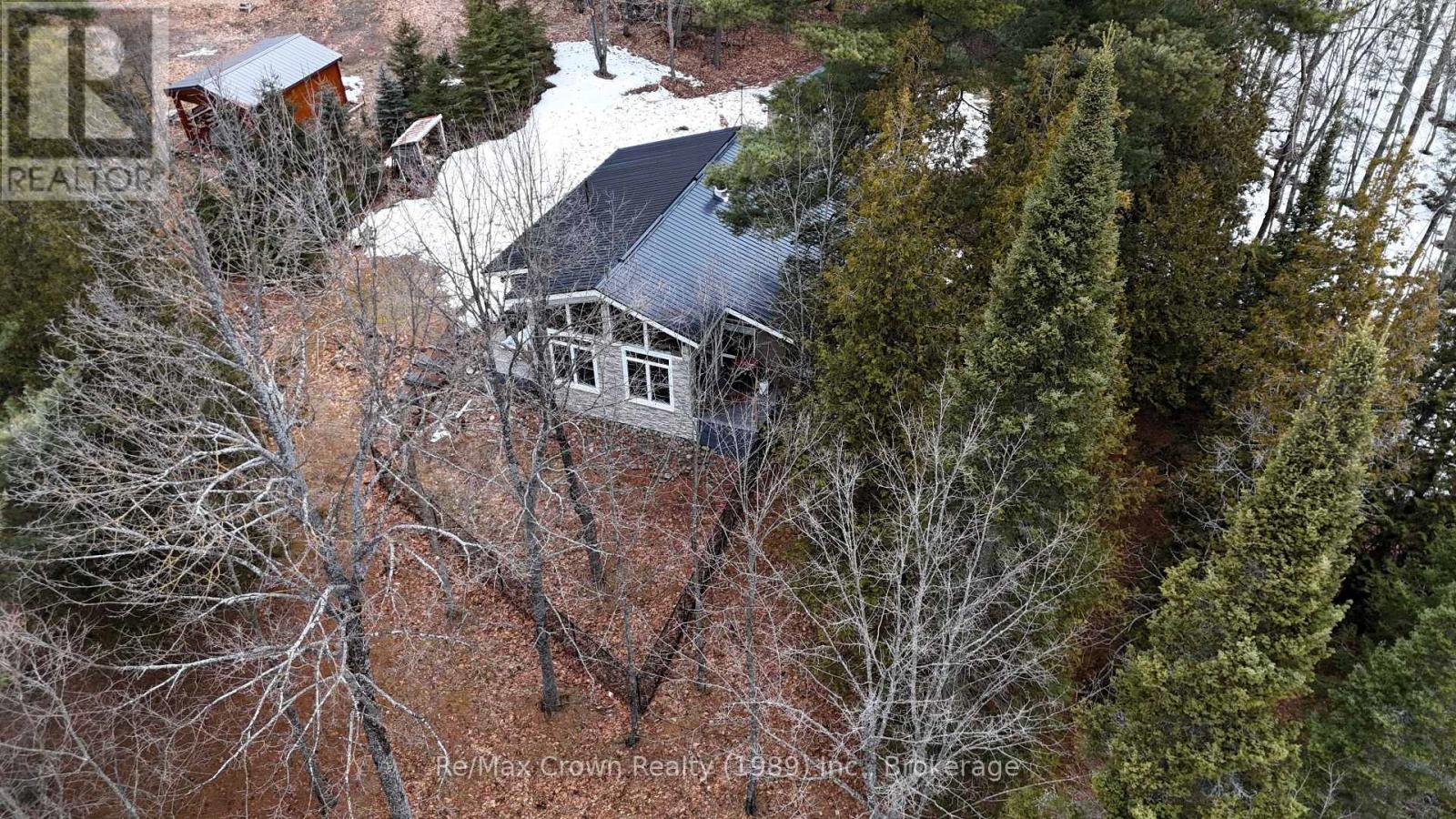 935 Limberlost Point Road, Parry Sound Remote Area (Restoule), Ontario  P0H 2R0 - Photo 27 - X12867182