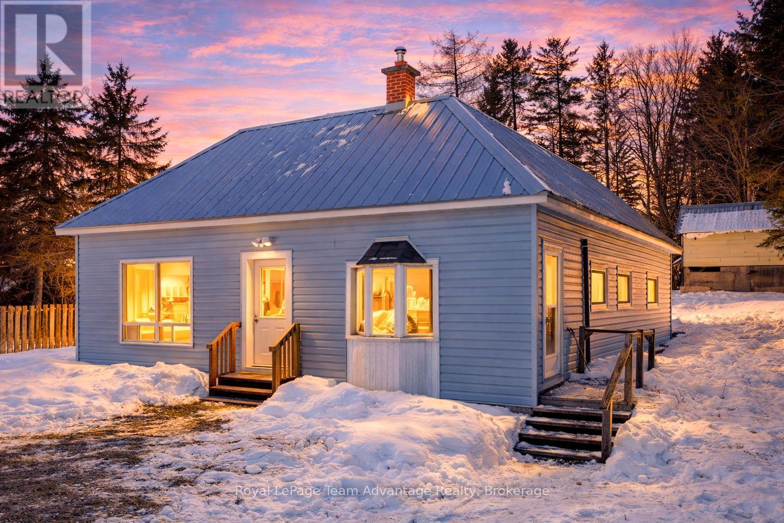 9 Highway 632, Seguin, Ontario  P0C 1J0 - Photo 1 - X12867228