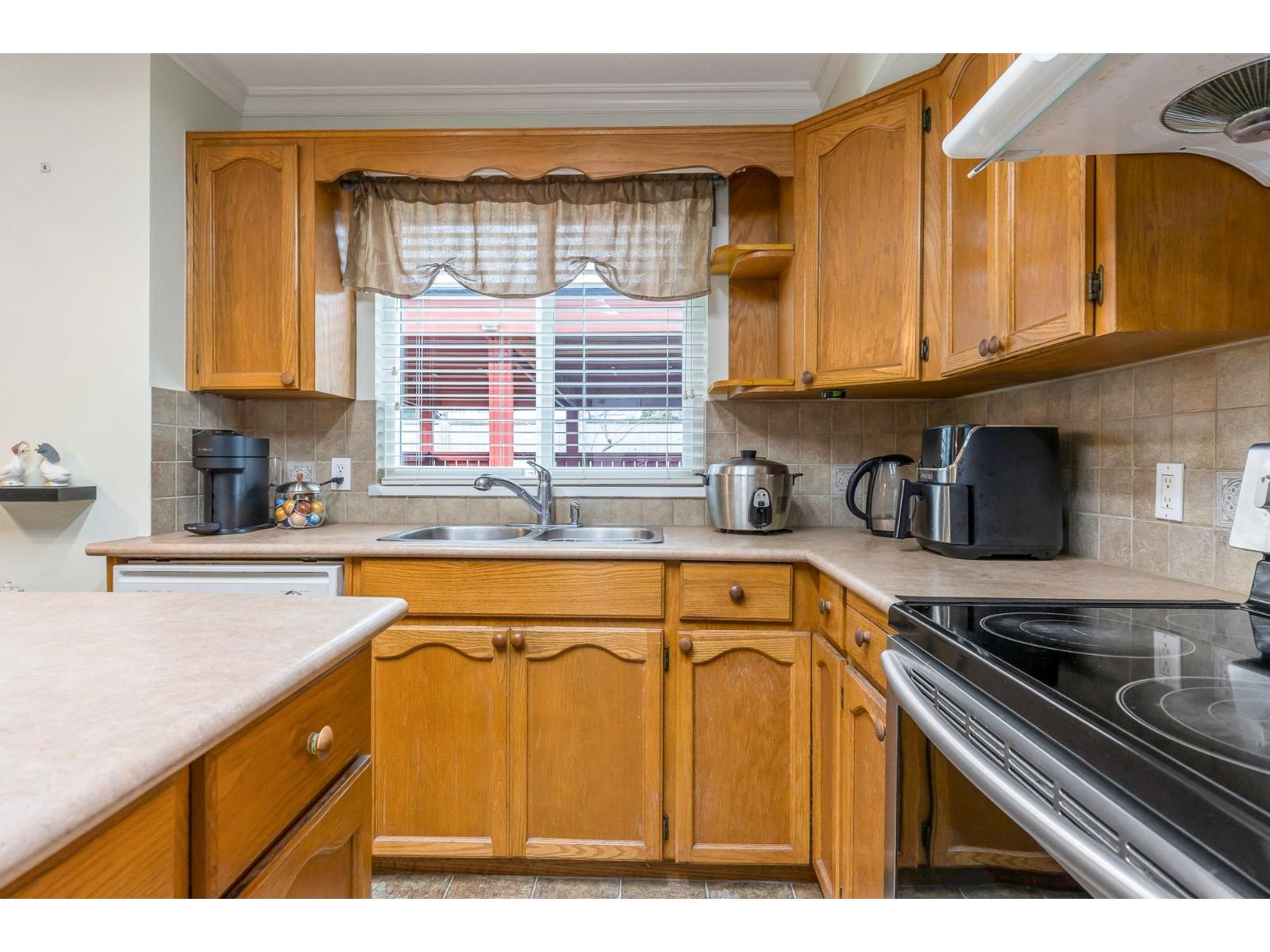 9505 161 Street, Surrey, British Columbia  V4N 2P3 - Photo 11 - R3095266