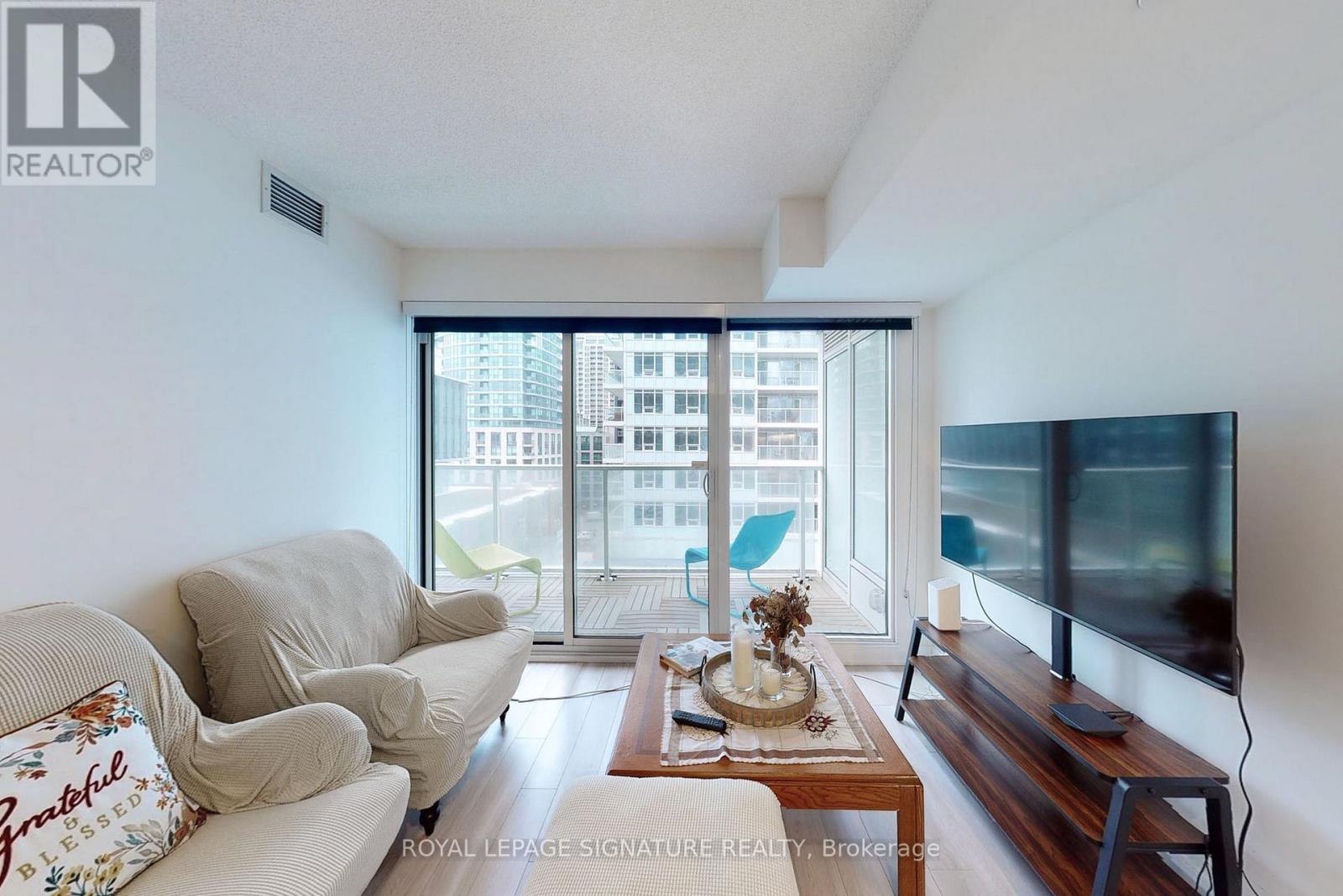805 - 17 Bathurst Street, Toronto, Ontario  M5V 0N1 - Photo 6 - C12867126