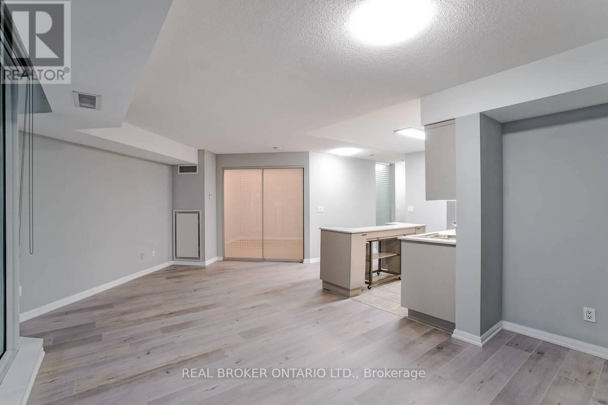 753 - 111 Elizabeth Street, Toronto, Ontario  M5G 1P7 - Photo 14 - C12867152