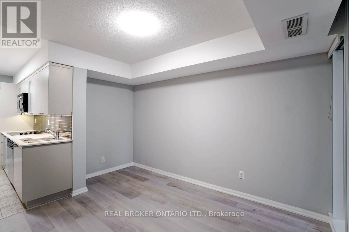 753 - 111 Elizabeth Street, Toronto, Ontario  M5G 1P7 - Photo 15 - C12867152