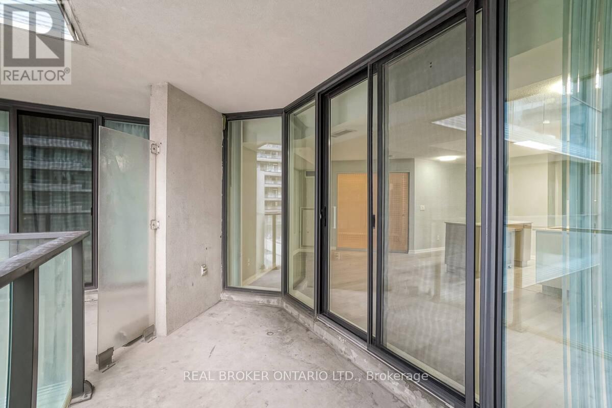 753 - 111 Elizabeth Street, Toronto, Ontario  M5G 1P7 - Photo 23 - C12867152