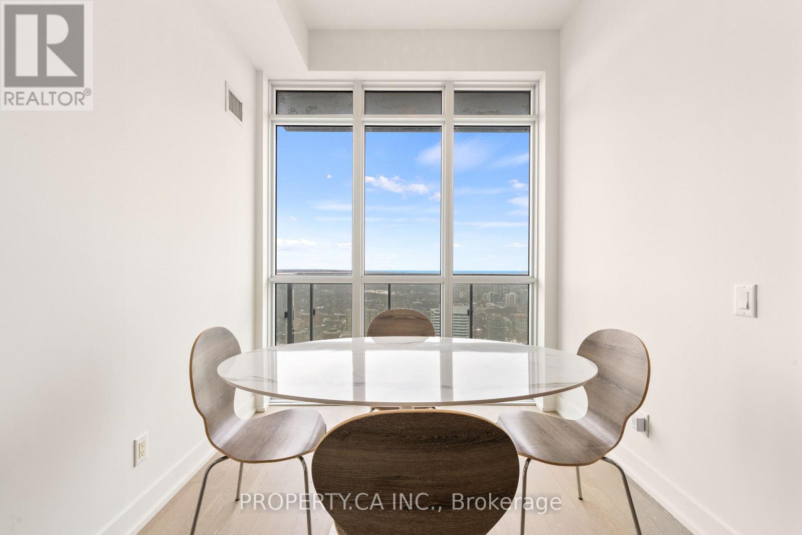 6108 - 7 Grenville Street, Toronto, Ontario  M4Y 0E9 - Photo 13 - C12867172