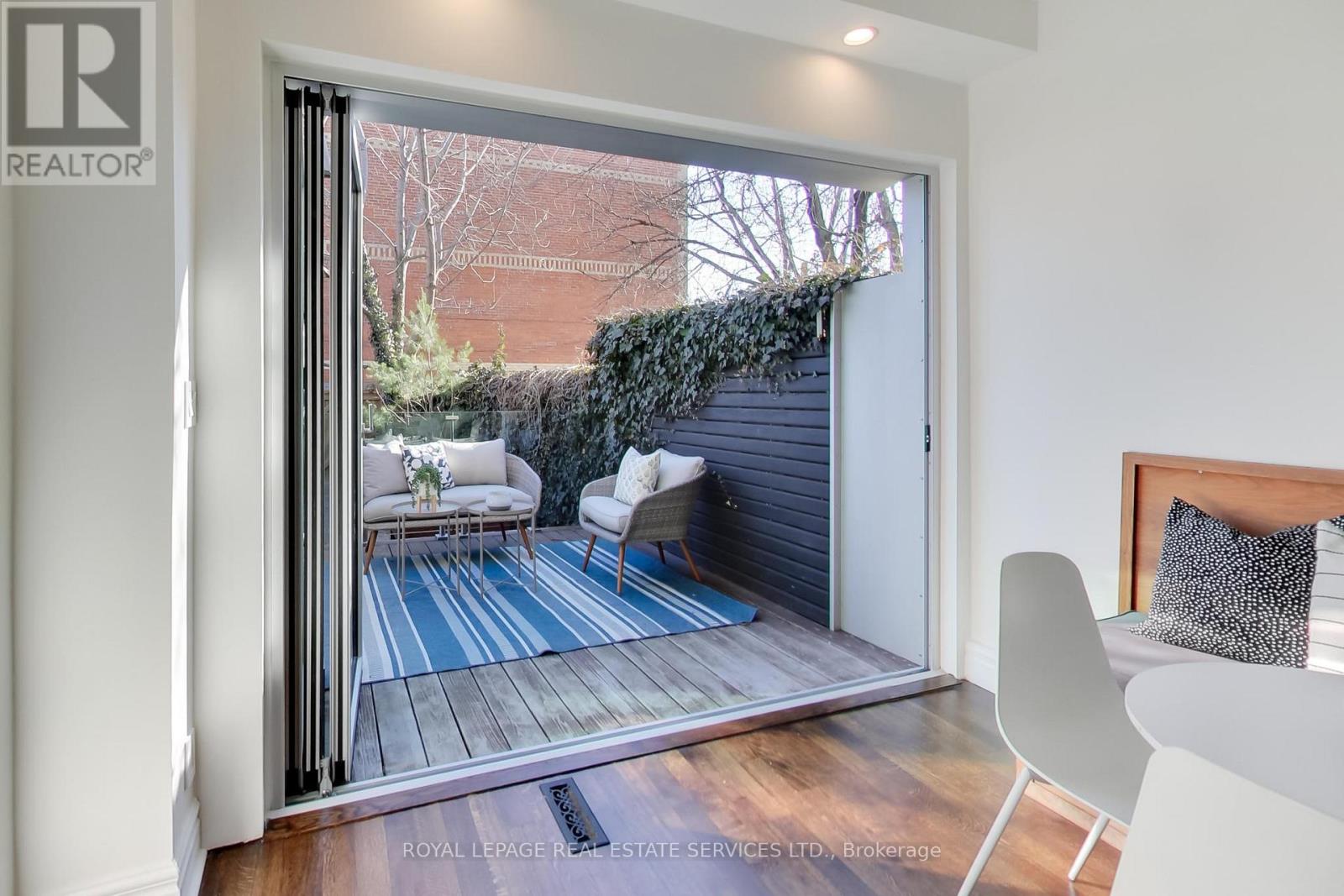 53 Robinson Street, Toronto, Ontario  M6J 1L4 - Photo 13 - C12867282