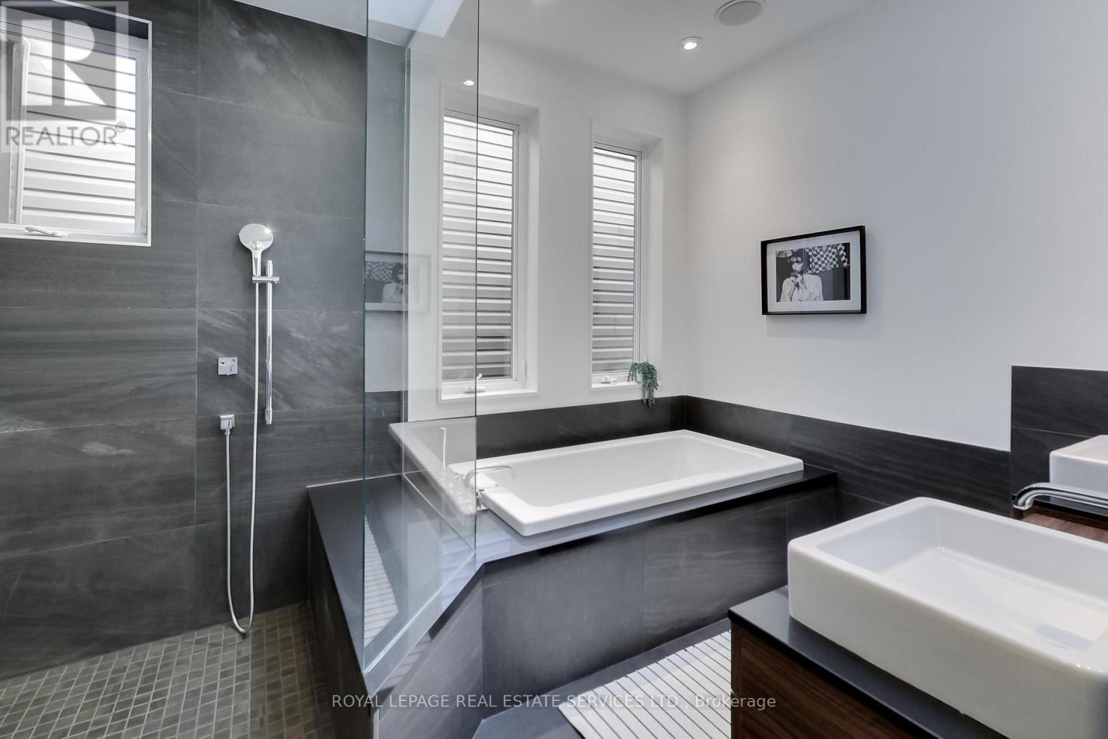 53 Robinson Street, Toronto, Ontario  M6J 1L4 - Photo 16 - C12867282