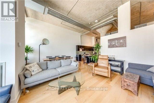 414 - 637 Lake Shore Boulevard W, Toronto, Ontario  M5V 3J6 - Photo 2 - C12867342