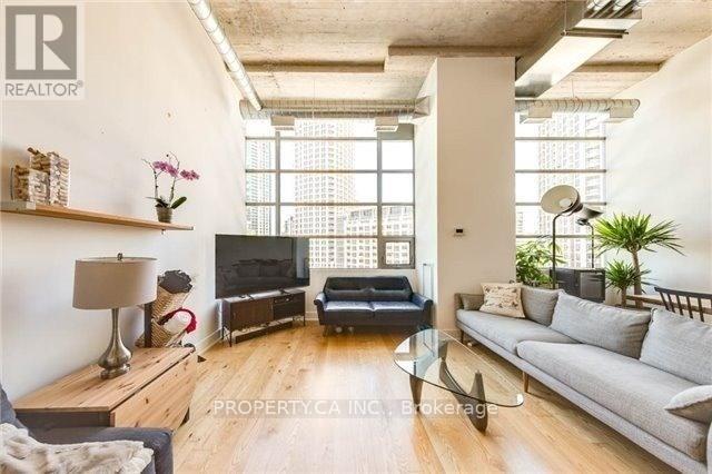 414 - 637 Lake Shore Boulevard W, Toronto, Ontario  M5V 3J6 - Photo 3 - C12867342