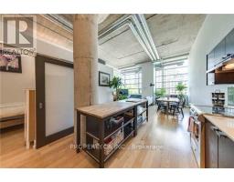 414 - 637 LAKE SHORE BOULEVARD W, Toronto, Ontario