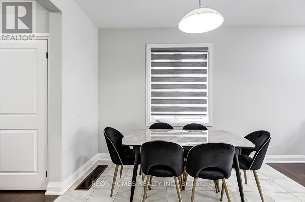 978 Crowsnest Hollow, Pickering, Ontario  L1X 0P4 - Photo 10 - E12867174