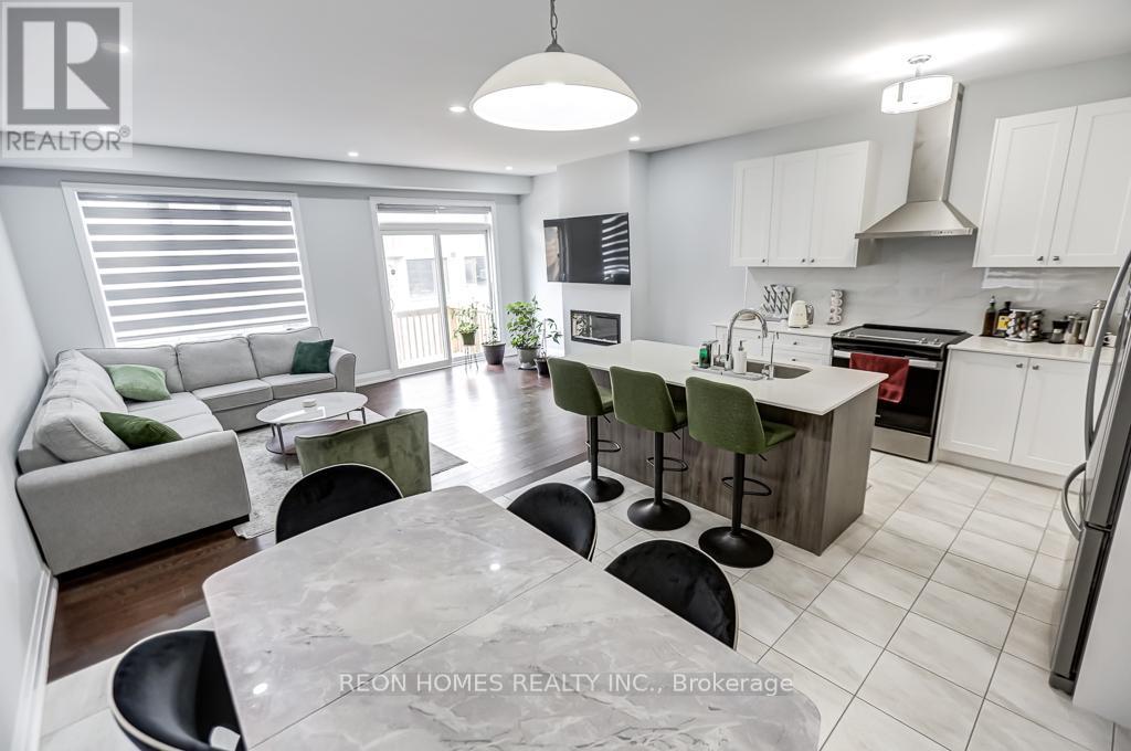 978 Crowsnest Hollow, Pickering, Ontario  L1X 0P4 - Photo 16 - E12867174