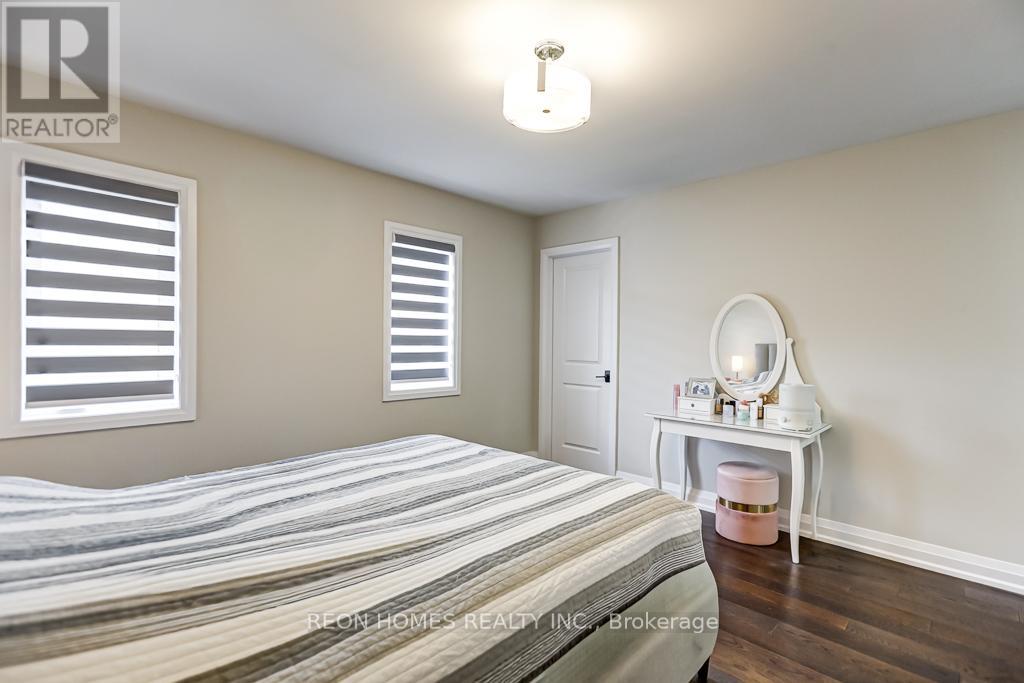 978 Crowsnest Hollow, Pickering, Ontario  L1X 0P4 - Photo 19 - E12867174