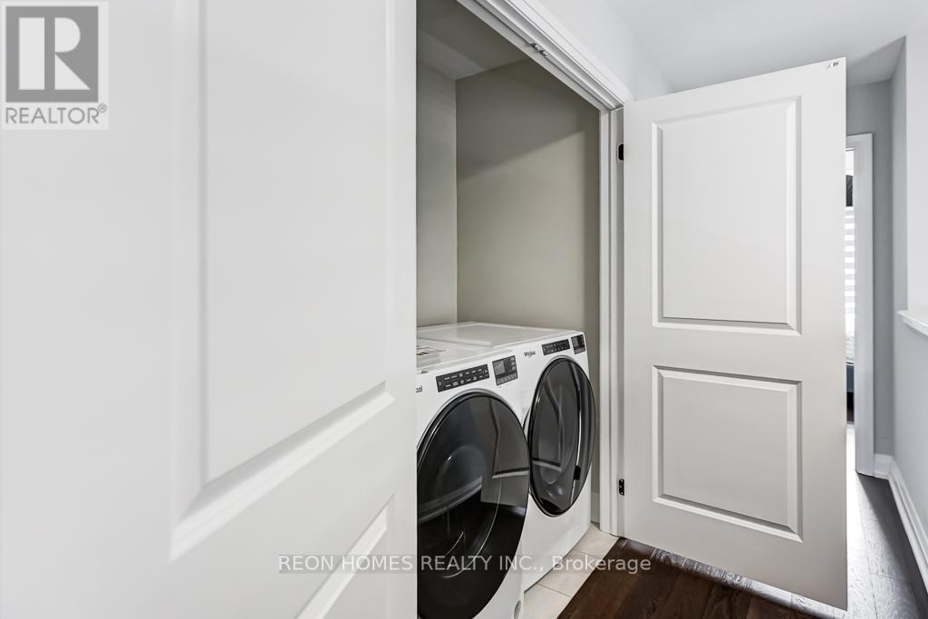 978 Crowsnest Hollow, Pickering, Ontario  L1X 0P4 - Photo 27 - E12867174